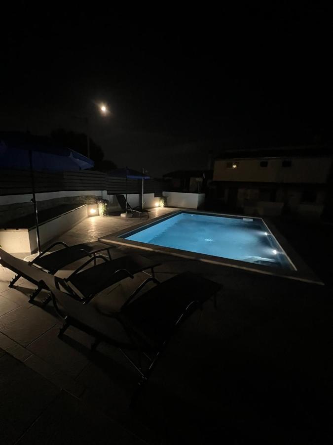 Apartament App Sara Kanfanar